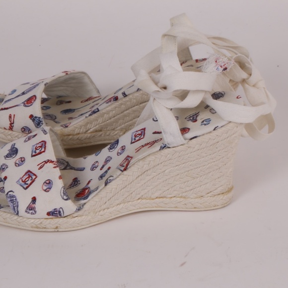CHANEL White Badminton Print Canvas Sandals - Picture 4 of 6